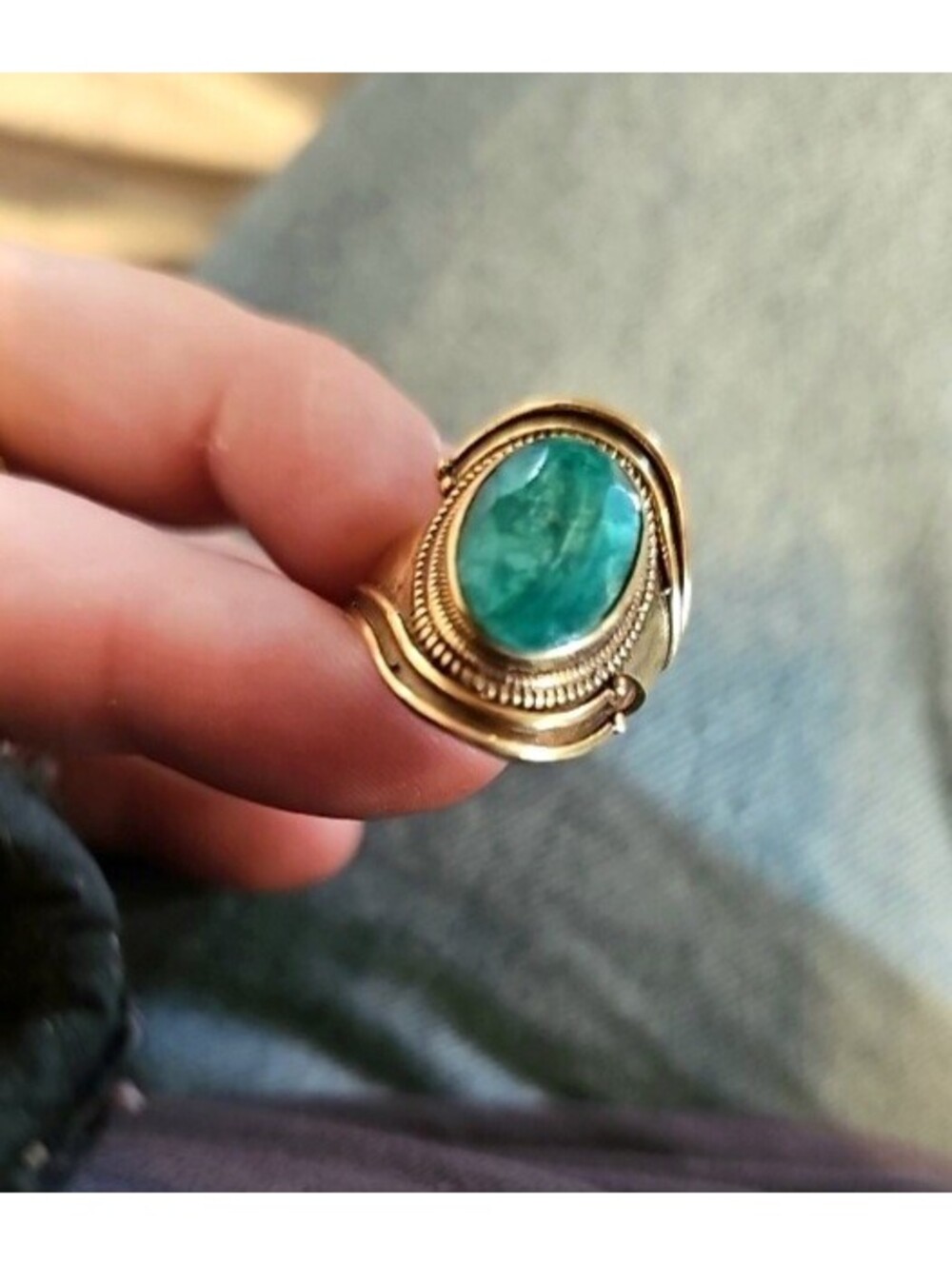 Vintage Brass Natural Faceted Emerald Statement Ring Size 8 Unisex Men Women - Picture 3 of 5